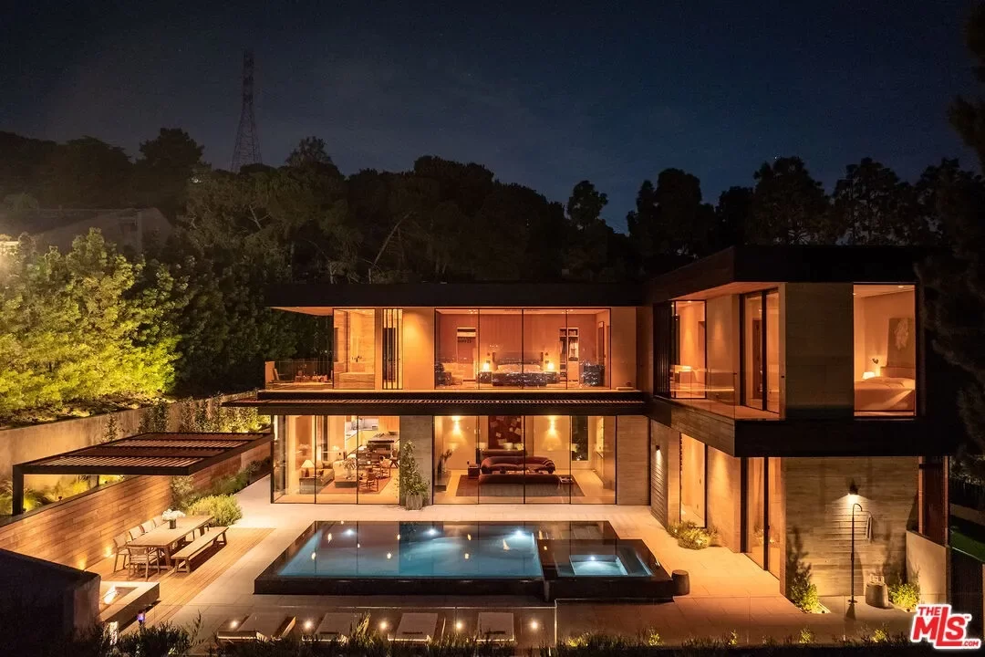 3BR House for Sale in Los Angeles, CA