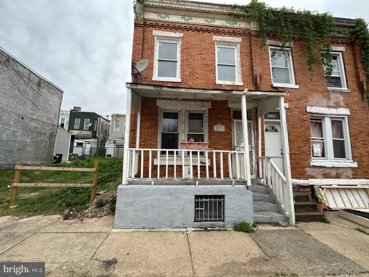 3BR Townhouse for Sale in Philadelphia, PA