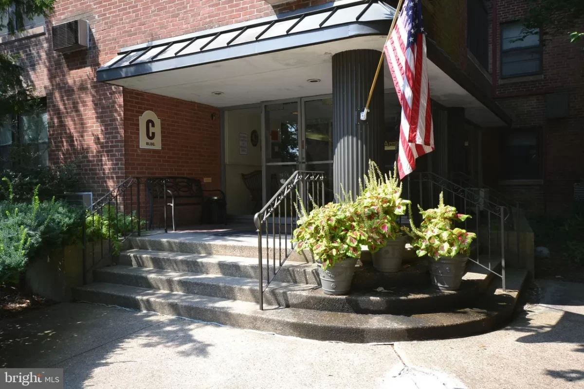 2BR Condo for Sale in Lansdowne, PA