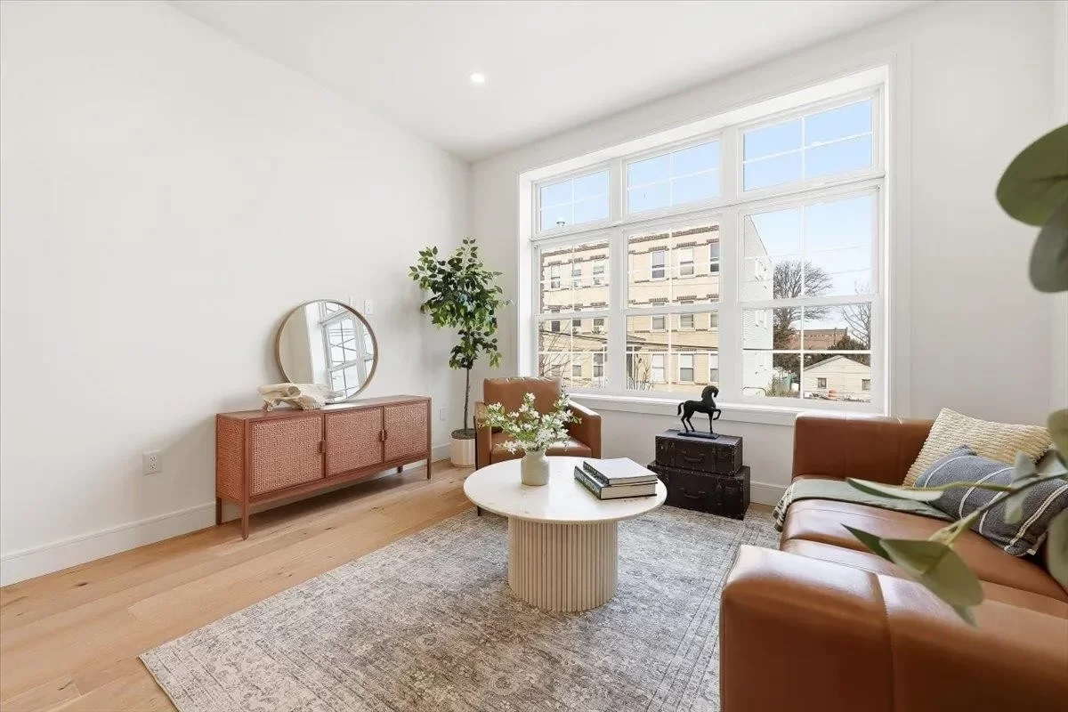 3BR Condo for Sale in Bayonne, NJ