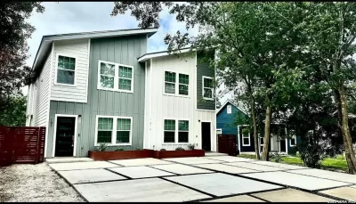 6BR House for Sale in San Antonio, TX