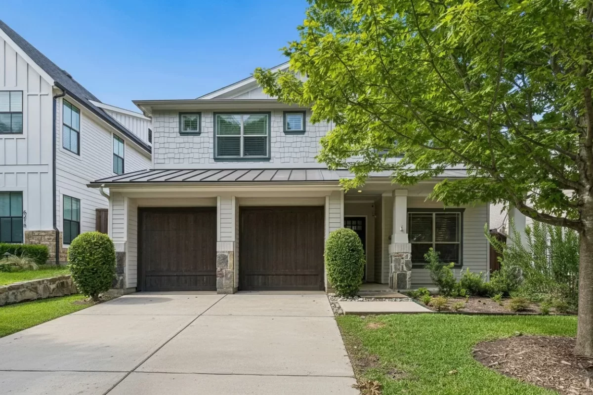 4BR House for Sale in Dallas, TX