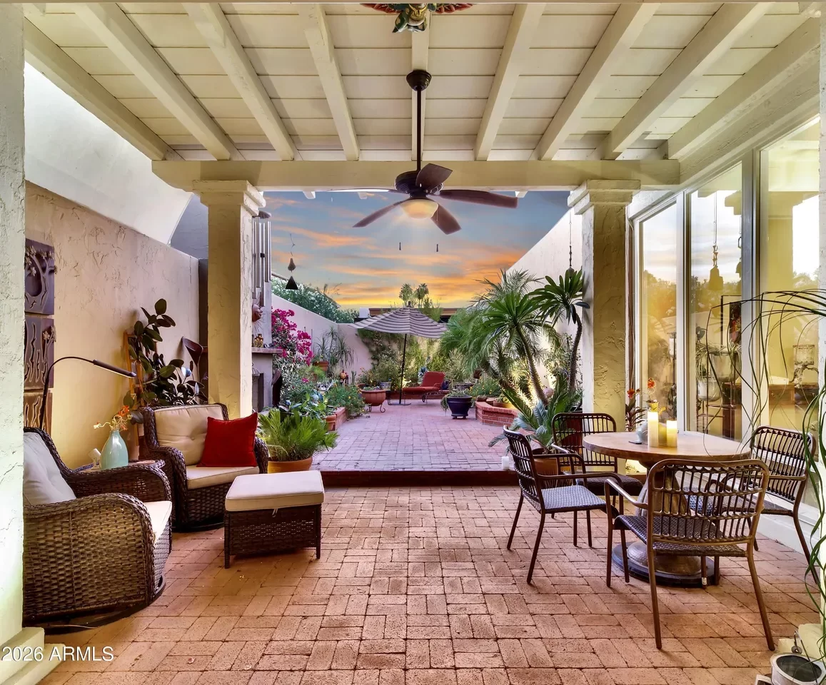 3BR Townhouse for Sale in Phoenix, AZ