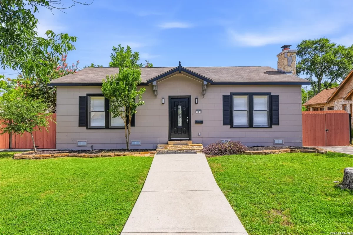 2BR House for Sale in San Antonio, TX