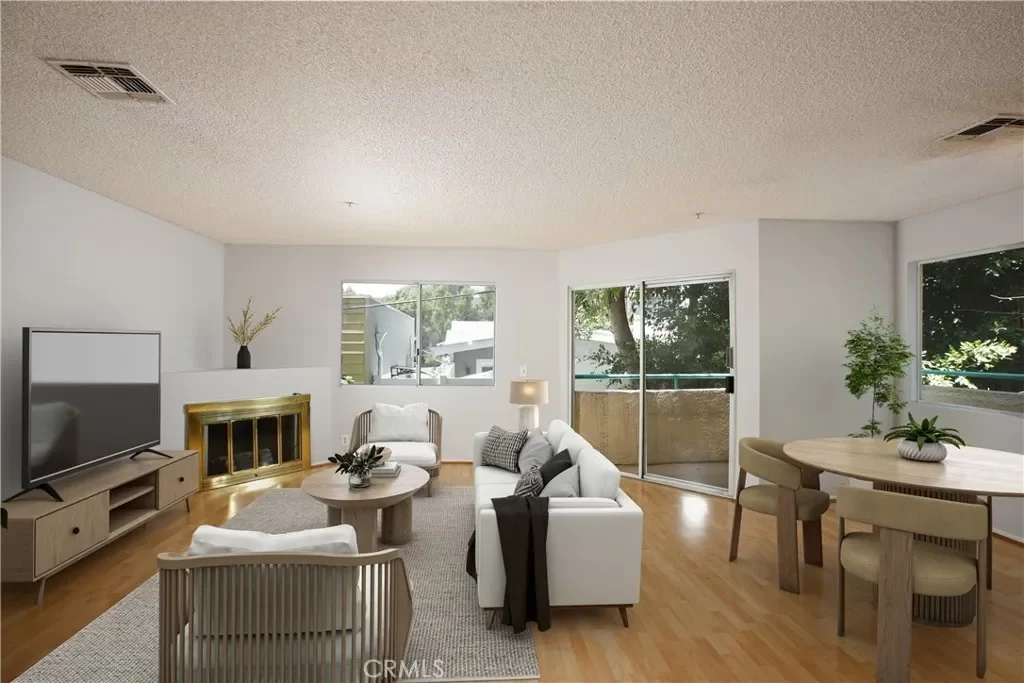 3BR Condo for Sale in Glendale, CA