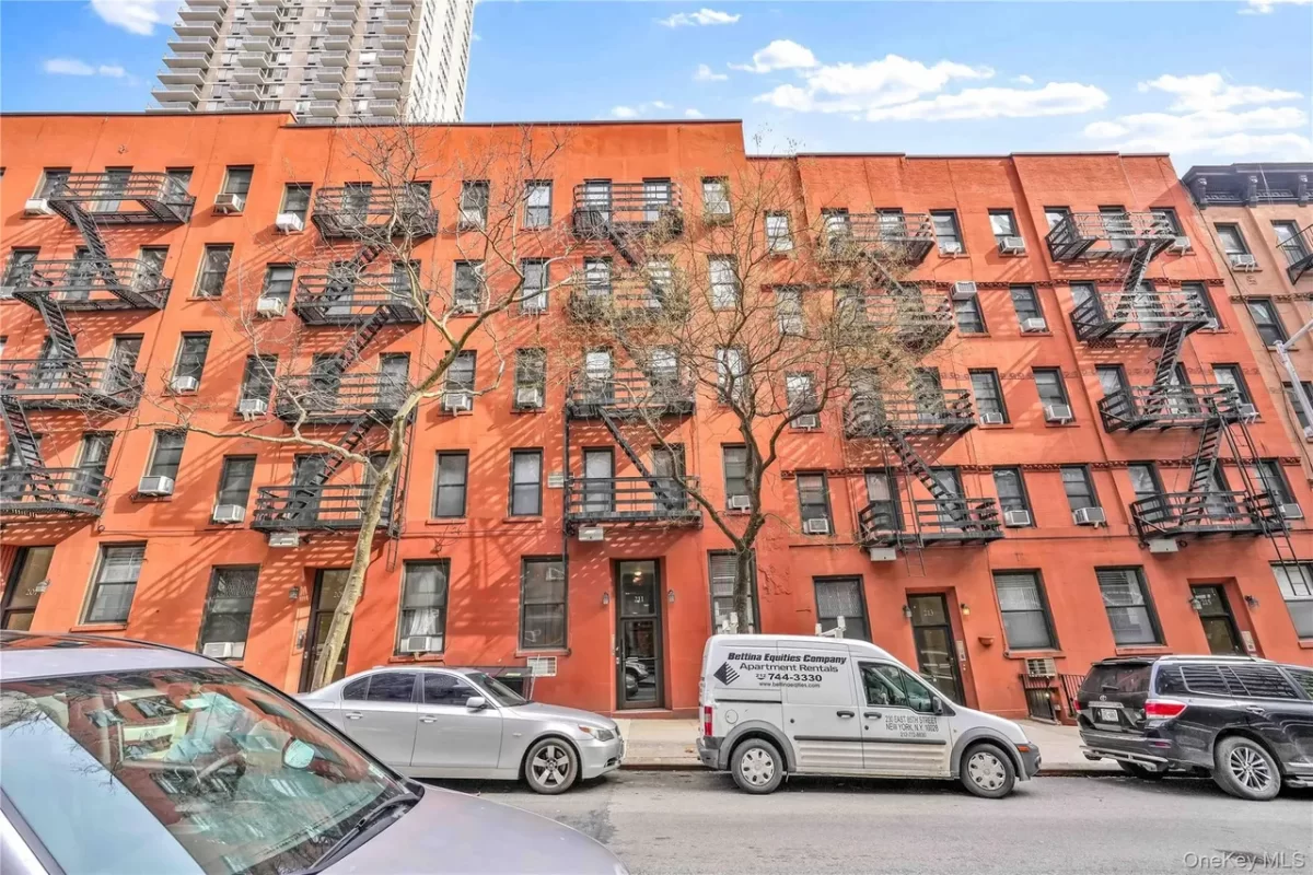 1BR Condo for Sale in New York, NY