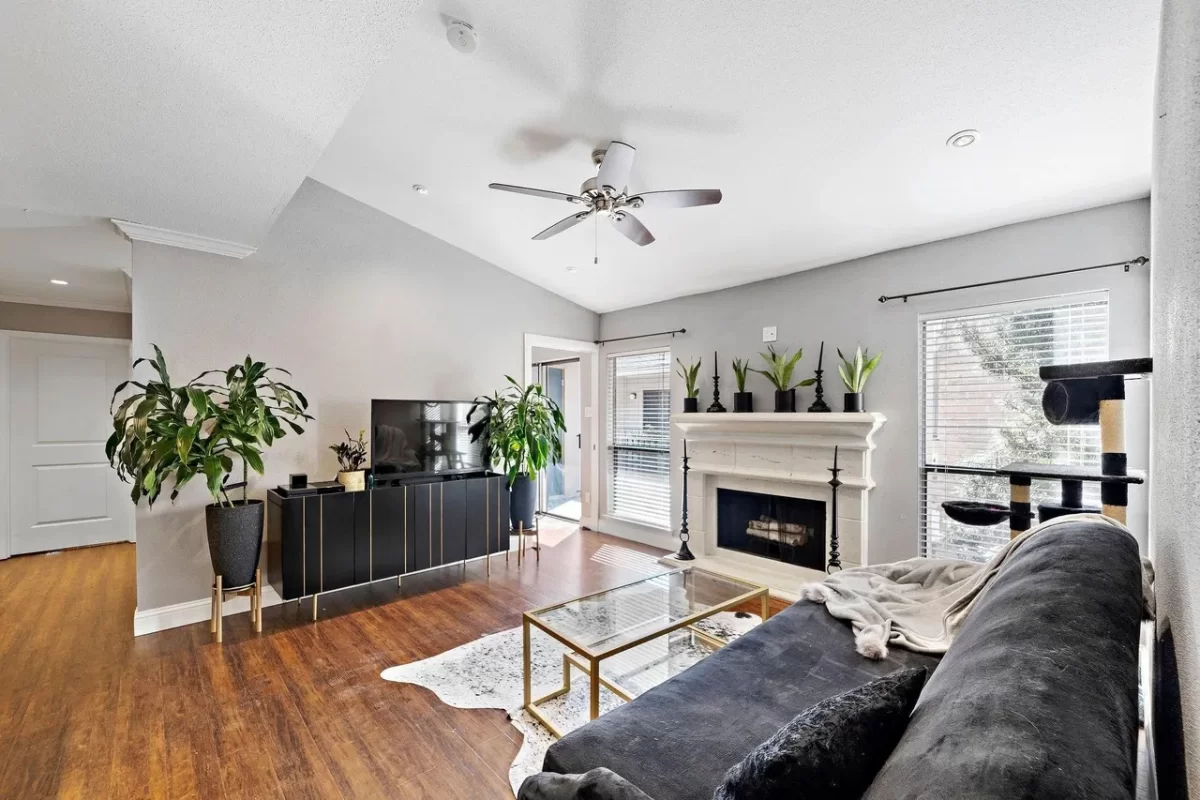 2BR Condo for Rent in Houston, TX