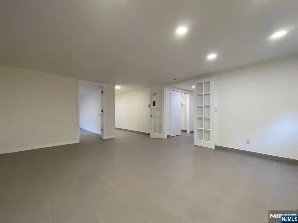 1BR Multi-Family for Rent in Ridgefield, NJ