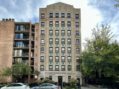 House for Rent in Chicago, IL