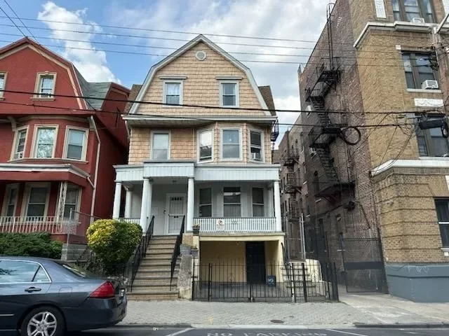 2BR Multi-Family for Rent in Jersey City, NJ
