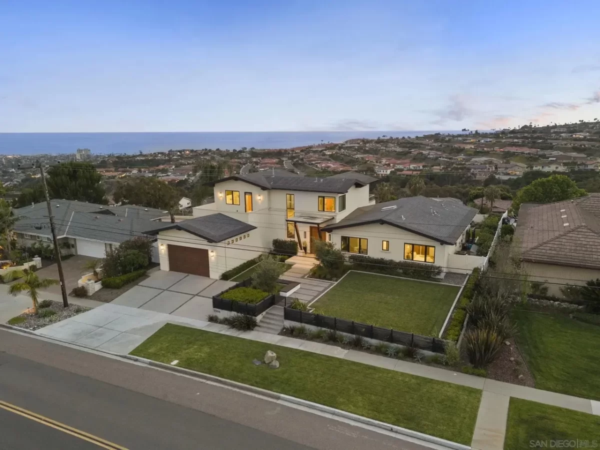 5BR House for Sale in La Jolla, CA