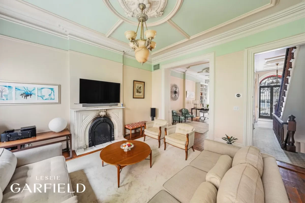 5BR House for Sale in Manhattan, NY