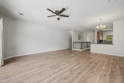 3BR Townhouse for Sale in Phoenix, AZ