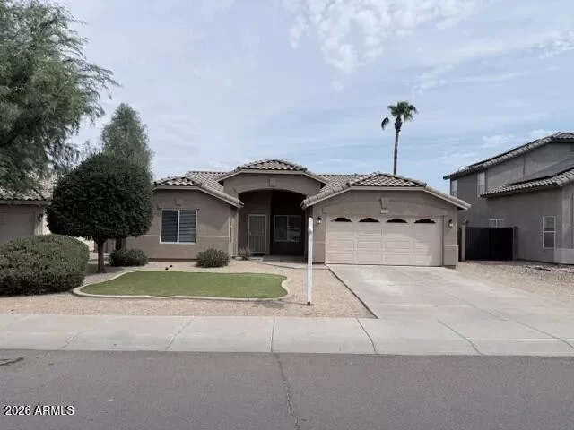 4BR House for Sale in Phoenix, AZ