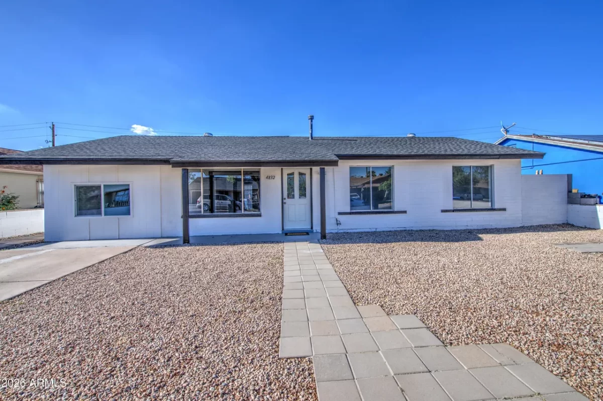 4BR House for Sale in Phoenix, AZ