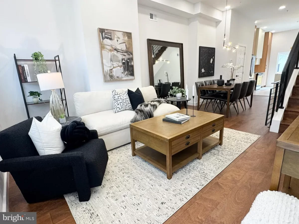 4BR Townhouse for Sale in Philadelphia, PA