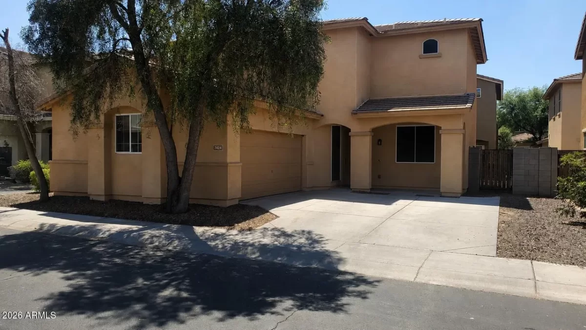 4BR House for Sale in Phoenix, AZ