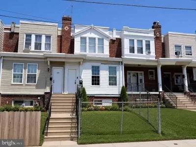 3BR Townhouse for Sale in Darby, PA