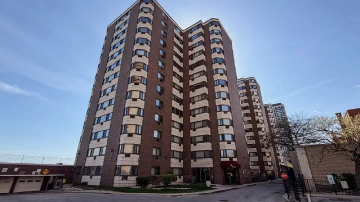 1BR Condo for Sale in Chicago, IL