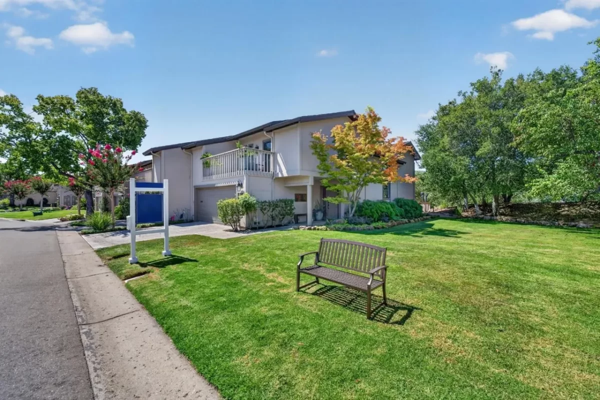 3BR Condo for Sale in Los Gatos, CA