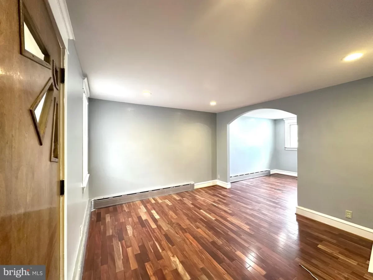 2BR Townhouse for Sale in Upper Darby, PA