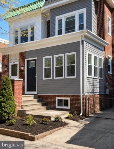 4BR Townhouse for Sale in Camden, NJ