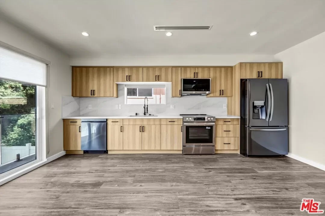 1BR Townhouse for Rent in Los Angeles, CA