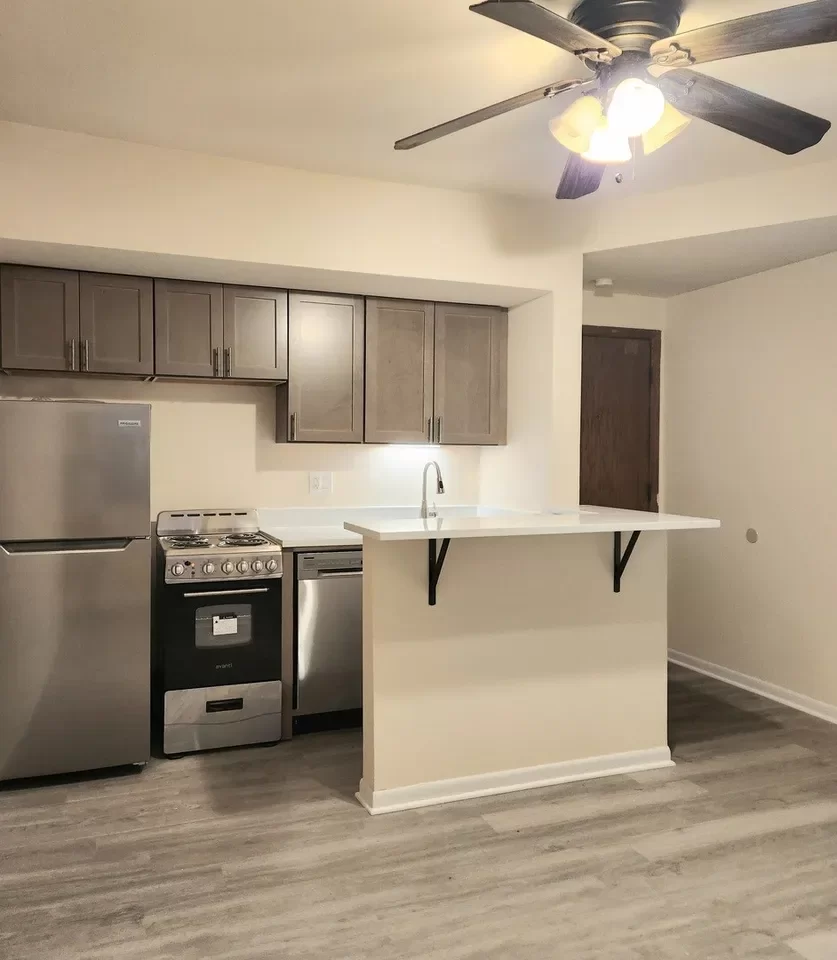 House for Rent in Chicago, IL
