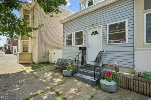 3BR Townhouse for Sale in Gloucester City, NJ