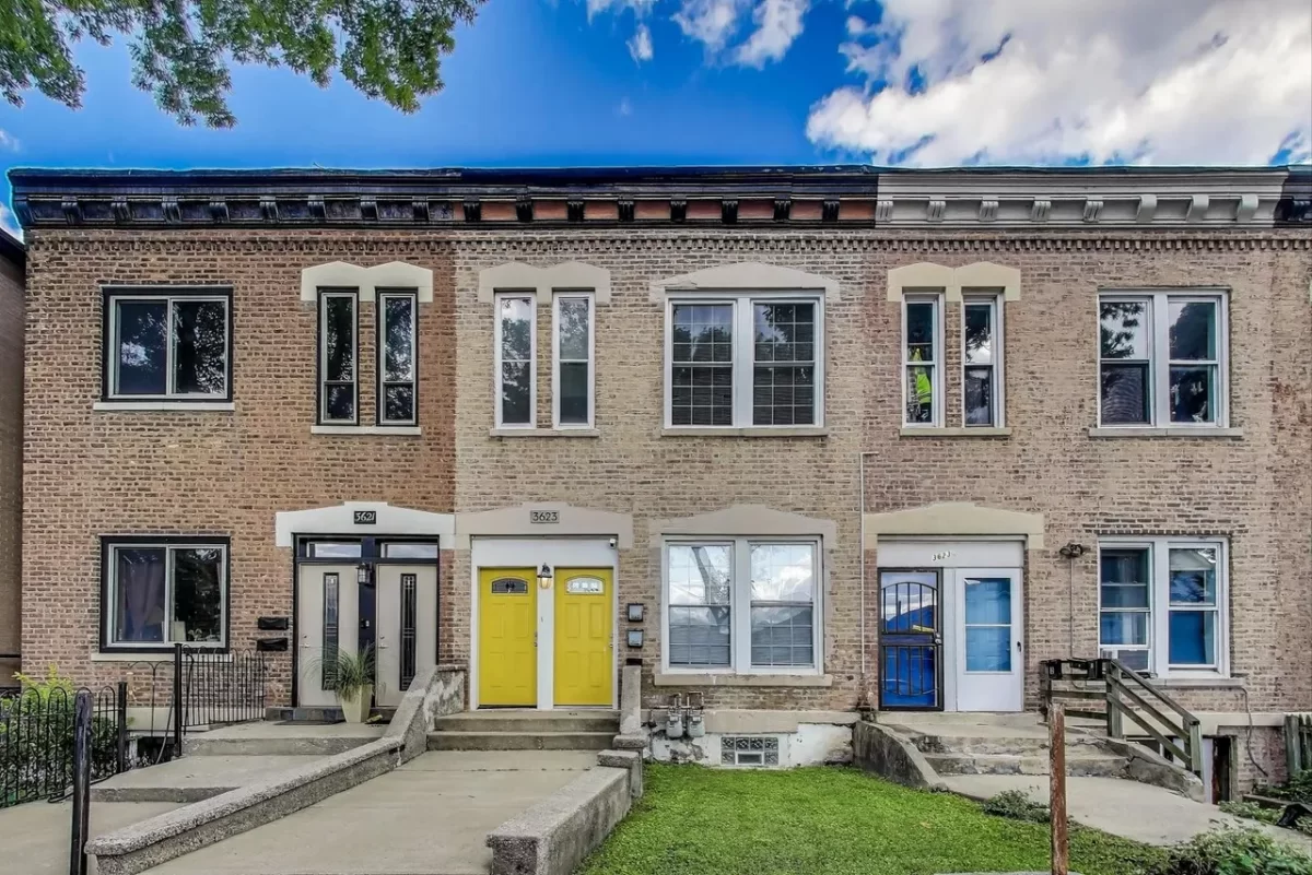5BR Multi-Family for Sale in Chicago, IL