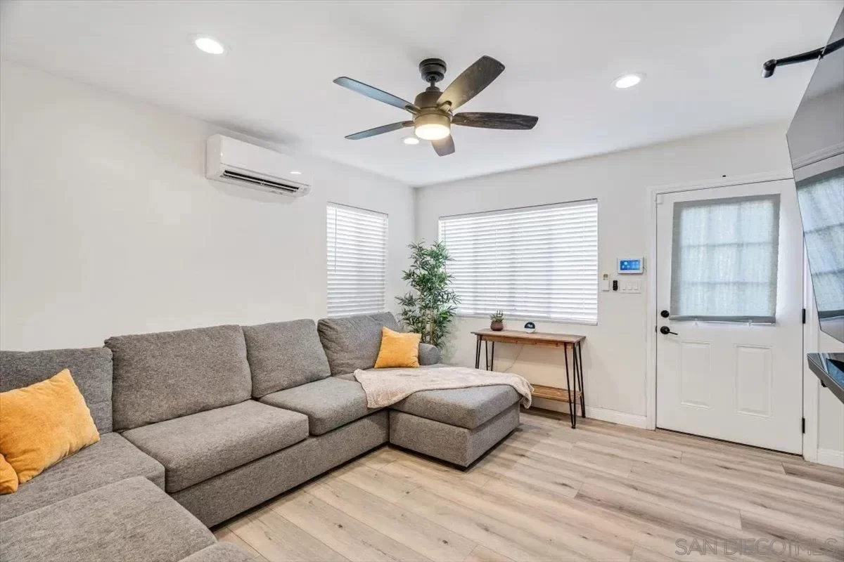 2BR House for Sale in San Diego, CA