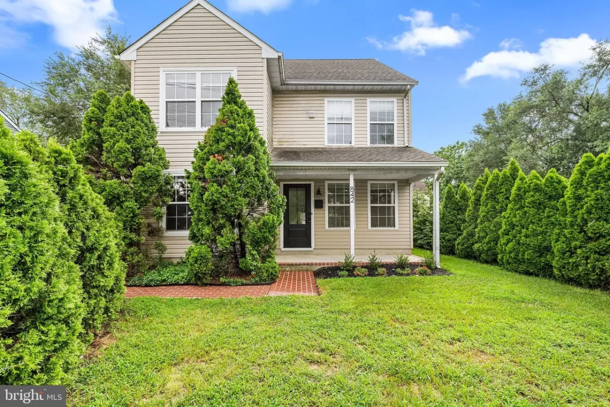 3BR House for Sale in Gloucester City, NJ