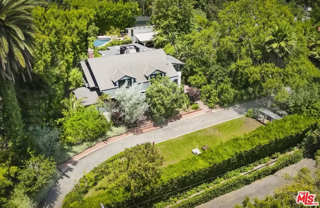 4BR House for Sale in Los Angeles, CA