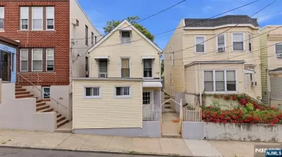 3BR Multi-Family for Sale in West New York, NJ
