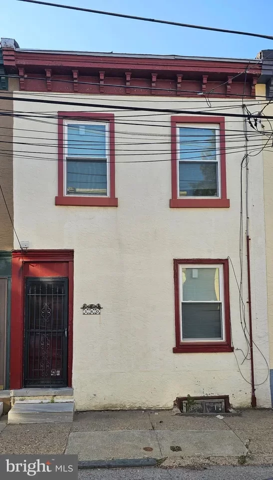 2BR Townhouse for Sale in Philadelphia, PA