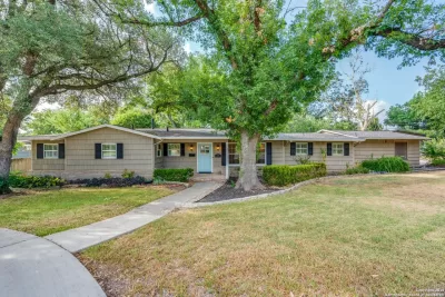 3BR House for Rent in Terrell Hills, TX