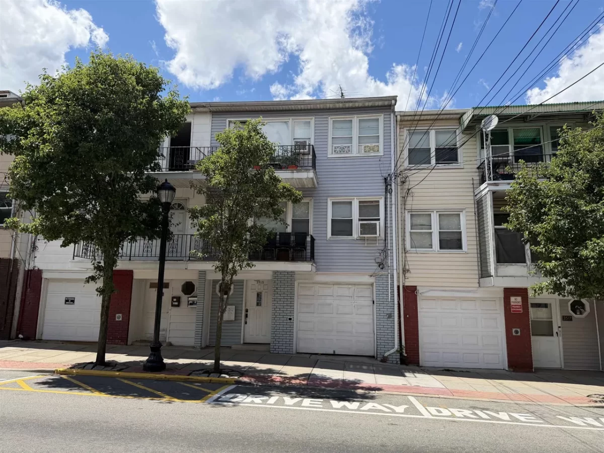 2BR Apartment for Rent in Union City, NJ