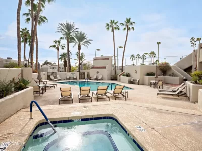 2BR Townhouse for Rent in Phoenix, AZ