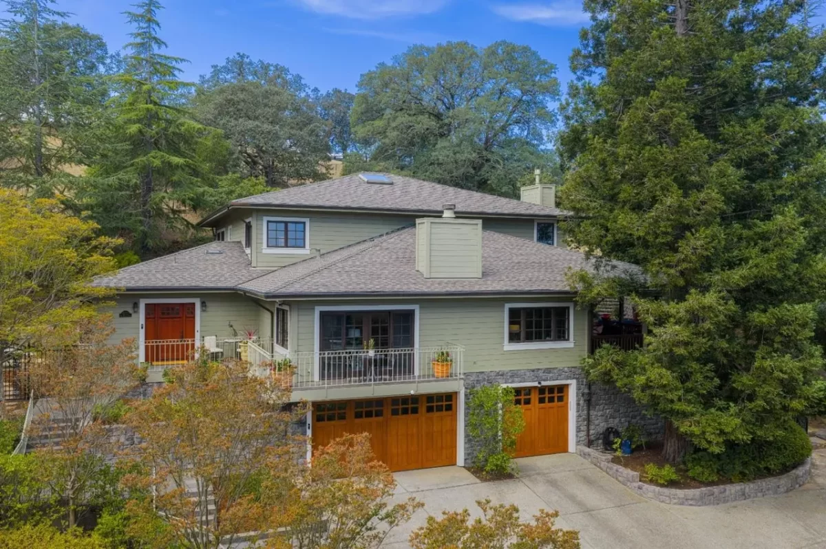 4BR House for Sale in Los Gatos, CA