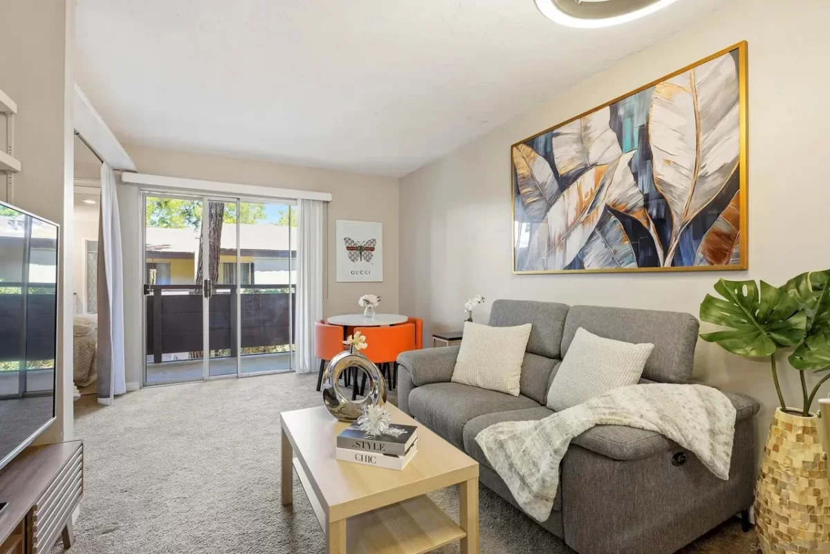 Condo for Sale in San Diego, CA