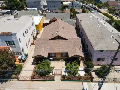 5BR Multi-Family for Sale in Los Angeles, CA