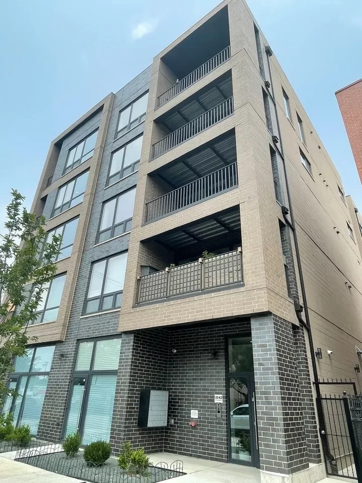 1BR Condo for Sale in Chicago, IL