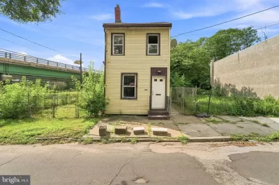 3BR House for Sale in Camden, NJ