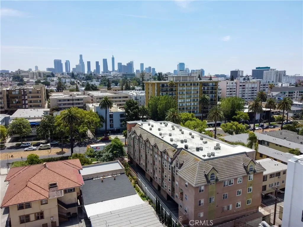 2BR House for Rent in Los Angeles, CA