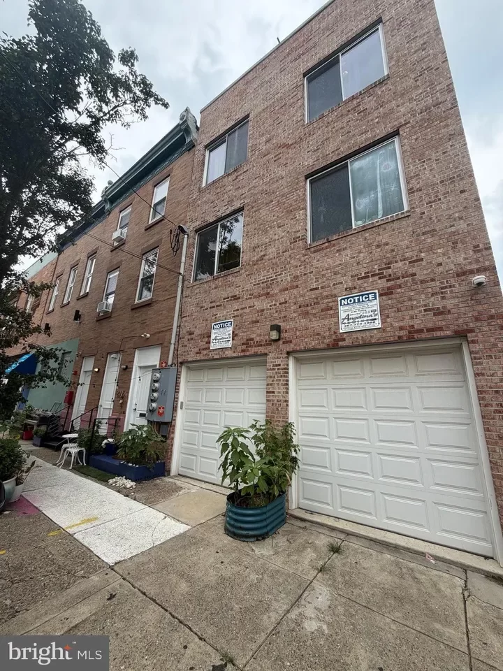 4BR Townhouse for Rent in Philadelphia, PA