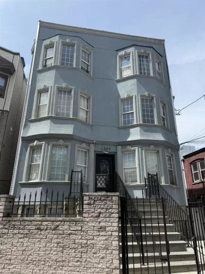 2BR Apartment for Rent in Jersey City, NJ