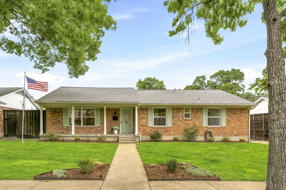 4BR House for Sale in Dallas, TX