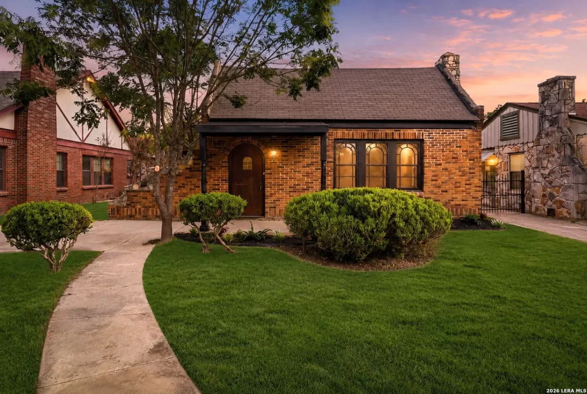 2BR House for Rent in San Antonio, TX