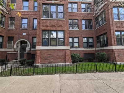 2BR Apartment for Rent in Chicago, IL