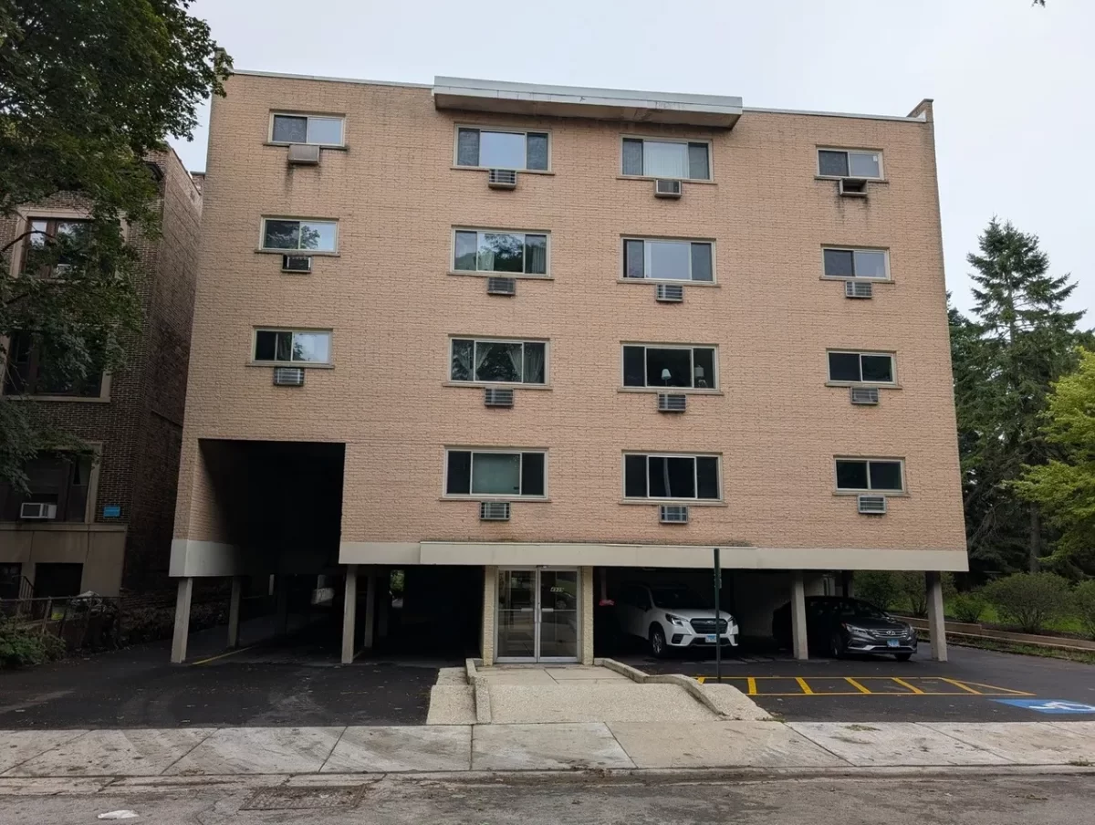 2BR House for Rent in Chicago, IL
